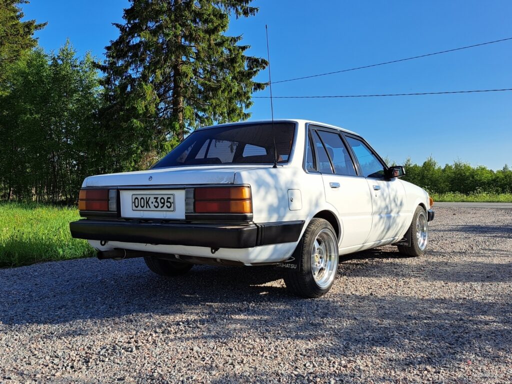 Daihatsu Charmant
