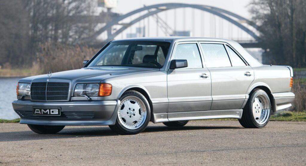 Mercedes-Benz 560