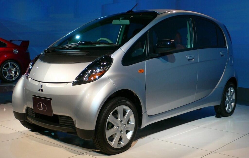 Mitsubishi I