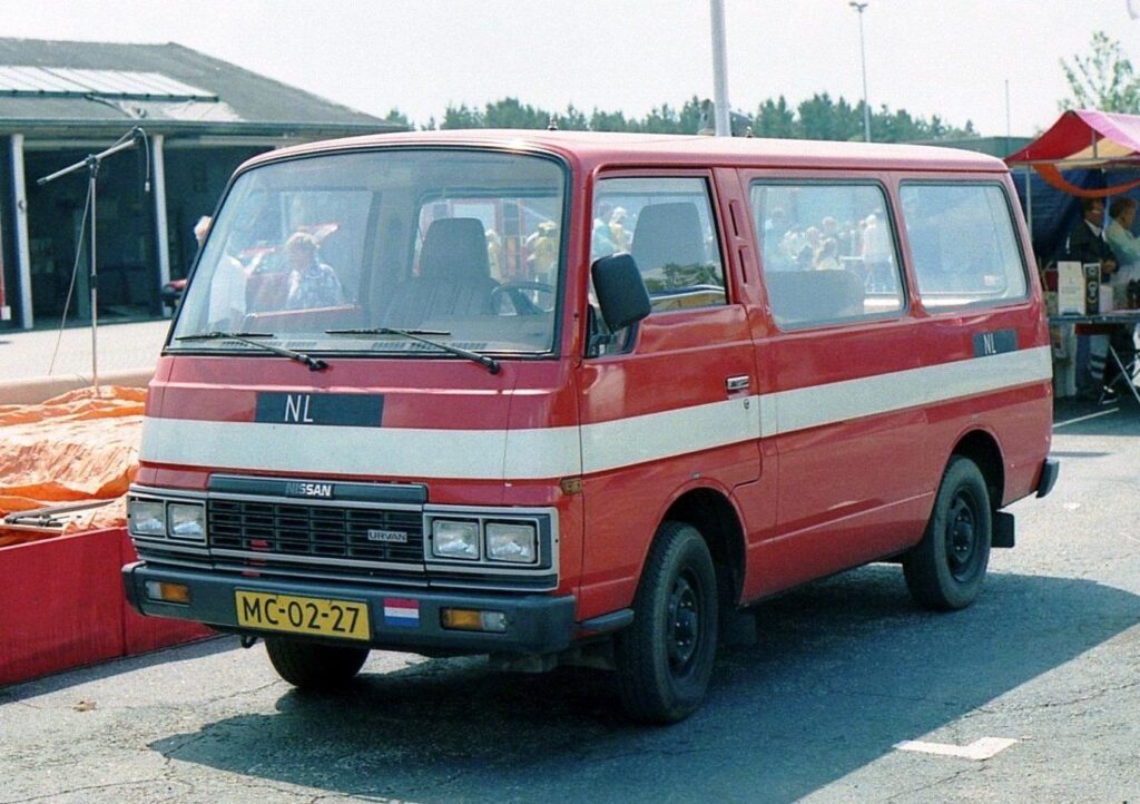 Nissan Urvan E23