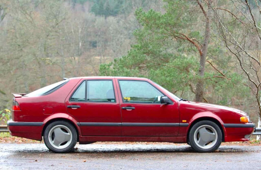Saab 9000