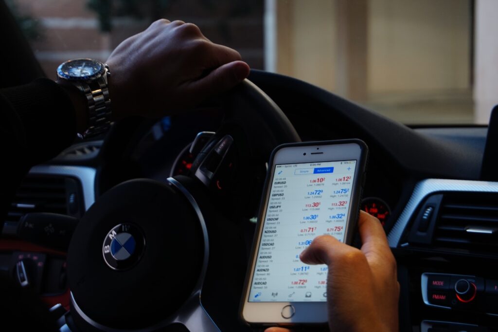 smartphone car