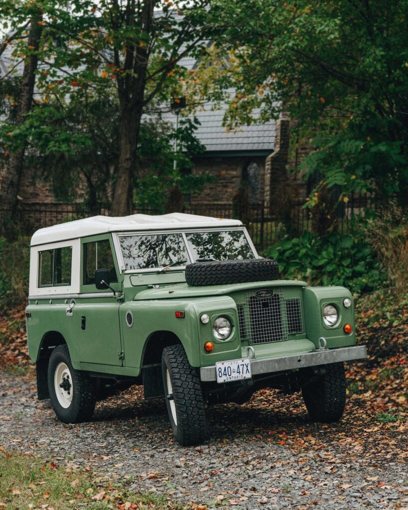 Land Rover 90 Defender